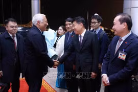 Chủ tịch Hội đồng châu Âu António Costa đến Hà Nội, bắt đầu thăm chính thức Việt Nam