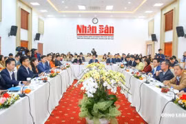Báo Nhân Dân tổ chức hội thảo về Nghị quyết 57 và 68: Khơi thông nguồn lực doanh nghiệp tư nhân