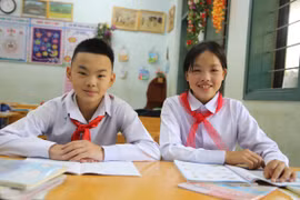 Hơn 4.000 tỷ đồng miễn phí sách giáo khoa: Cơ hội lớn cho giáo dục có tiềm ẩn 'nghịch lý thụ hưởng'?