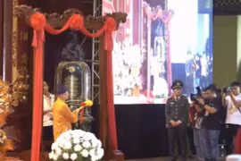 Gióng trống, thỉnh chuông khai hội Xuân Yên Tử