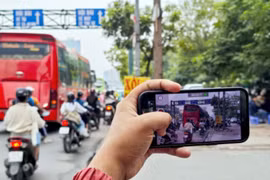 Dữ liệu vi phạm hành chính được tiếp nhận qua VNeID, cổng thông tin điện tử và bưu chính