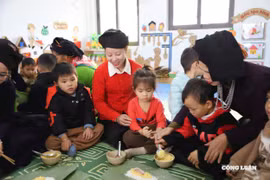 Cấm giáo viên ép học sinh, phụ huynh tham gia hoạt động 'tự nguyện'