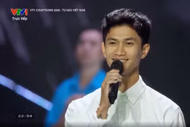 VTV Countdown 2026: Sức sống của ca khúc Còn gì đẹp hơn qua giọng hát Nguyễn Hùng