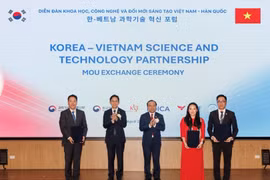 Đại học Quang Trung đẩy mạnh hợp tác quốc tế: Bước tiến chiến lược trong lĩnh vực công nghệ lượng tử