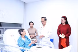 Trung tướng, GS.TS.BS Lê Hữu Song – Giám đốc Bệnh viện Trung ương Quân đội 108: Làm khoa học phải đến tận cùng, làm nghề y phải bằng trái tim biết hạnh phúc…