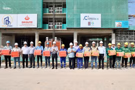 Phó Thủ tướng Nguyễn Chí Dũng thăm, chúc Tết tại công trình phục vụ APEC 2027