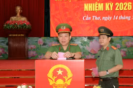 Hơn 2.000 cán bộ, chiến sĩ Công an TP. Cần Thơ bầu cử sớm, sẵn sàng bảo đảm an ninh cho "Ngày hội toàn dân"