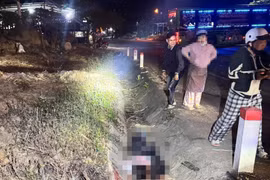 Gia Lai: Va chạm với xe khách lúc rạng sáng, 2 người trên xe máy tử vong