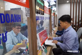 Thước đo công vụ: Hết thời "giỏi việc thua giỏi miệng"?