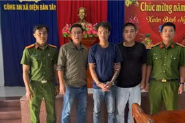 Bắt giữ đối tượng ném đá vào xe taxi sau thời gian trốn truy nã ở thành phố Đà Nẵng
