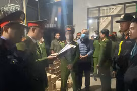 Khởi tố nam thanh niên chiếm giữ tiền do người khác chuyển nhầm