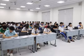 Bộ Giáo dục và Đào tạo: IELTS không phải 'vé 2 trong 1', thí sinh chỉ được chọn một quyền lợi