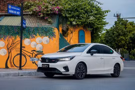 Honda Việt Nam giảm giá, ưu đãi khách mua ô tô