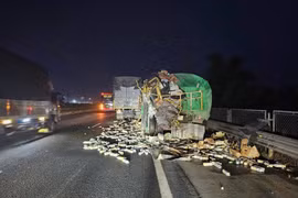 Cục Cảnh sát giao thông cảnh báo nguy cơ mất an toàn khi dừng, đỗ trên làn khẩn cấp cao tốc