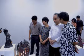 Triển lãm ‘Ngôn ngữ của đất’: Những tác phẩm gốm giàu chiều sâu cảm xúc