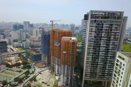 Vì sao lãi suất cho vay bất động sản cao hơn vay tiêu dùng?