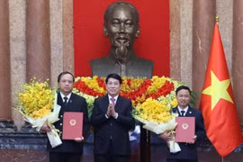 Chủ tịch nước Lương Cường trao quyết định bổ nhiệm hai Phó Chánh án Tòa án nhân dân tối cao
