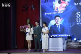 Bán kết SPEAK UP 2026: Bùng nổ tài năng dẫn chương trình với loạt thông tin thời sự cùng Top 20
