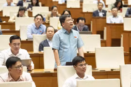 Đề xuất giảm thuế đối với xăng, dầu: Gỡ khó trực tiếp cho người dân, doanh nghiệp