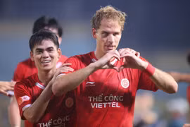 Thể Công Viettel thắng tối thiểu HAGL 1-0, giữ vững ngôi nhì bảng