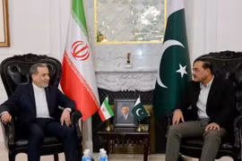 Iran đề xuất mở lại eo biển Hormuz mà không cần đàm phán hạt nhân