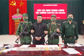 Cao Bằng: Bắt đối tượng vận chuyển 9 bánh heroin
