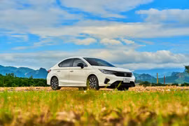 Giá ô tô Honda vẫn giảm, khách đổi xe mới được tặng tiền mặt