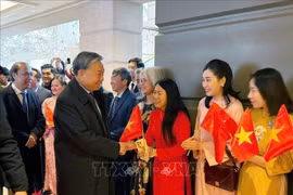 Tổng Bí thư đến Washington D.C, bắt đầu tham dự cuộc họp khai mạc Hội đồng Hòa bình về Gaza
