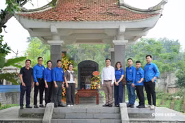 Hội Nhà báo Việt Nam tổ chức chương trình "Về nguồn" tại Thái Nguyên: Tiếp bước bản hùng ca báo chí cách mạng
