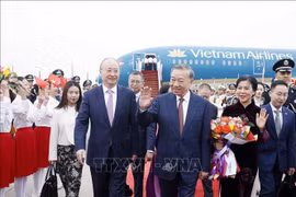 Tổng Bí thư, Chủ tịch nước Tô Lâm và phu nhân tới Bắc Kinh, bắt đầu chuyến thăm cấp Nhà nước đến Trung Quốc