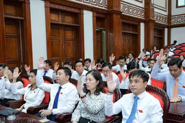 Ninh Bình: Thông qua 18 nghị quyết quan trọng tại Kỳ họp giải quyết công việc phát sinh đột xuất
