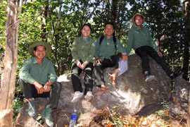 Gia Lai: Từ mối tình thời sinh viên đến lời hẹn ước giữ rừng giữa đại ngàn của đôi vợ chồng trẻ