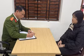 Đối tượng chiếm đoạt tài sản về nước đầu thú sau 11 năm trốn ở nước ngoài