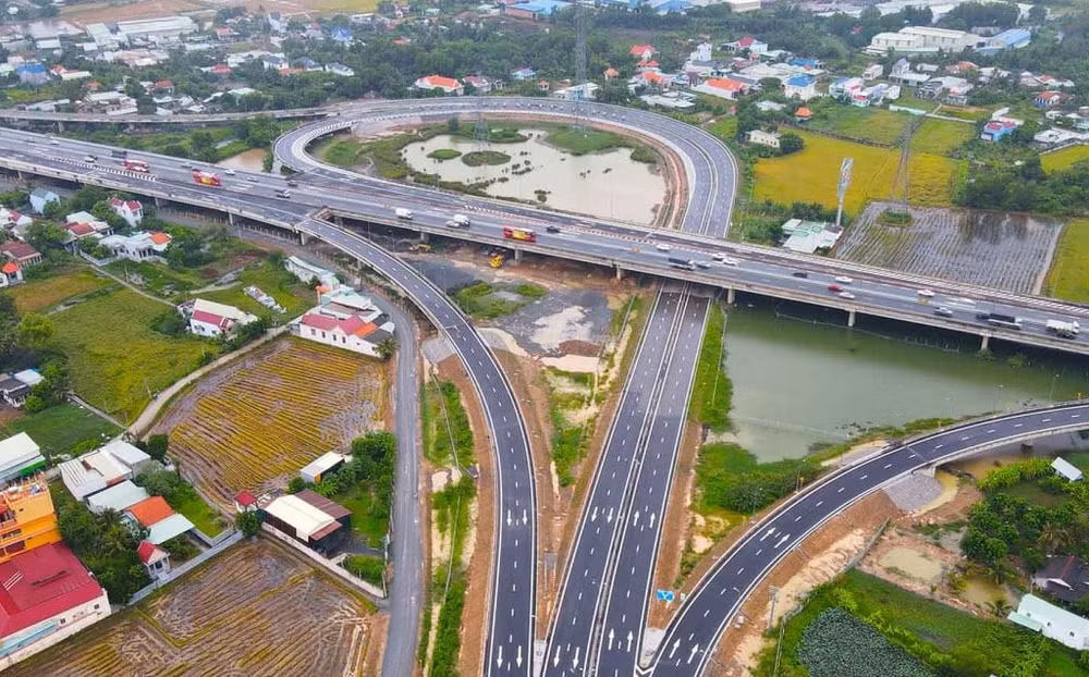 som dau tu duong ket noi nut giao voi he thong duong bo cao toc hinh 1