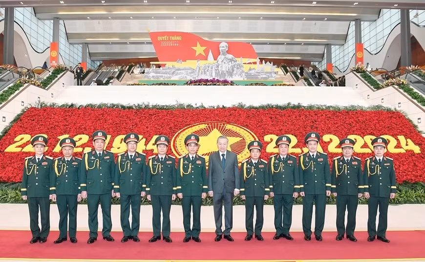 xay dung quan doi tinh gon manh tien len hien dai trong ky nguyen moi cua dat nuoc hinh 2