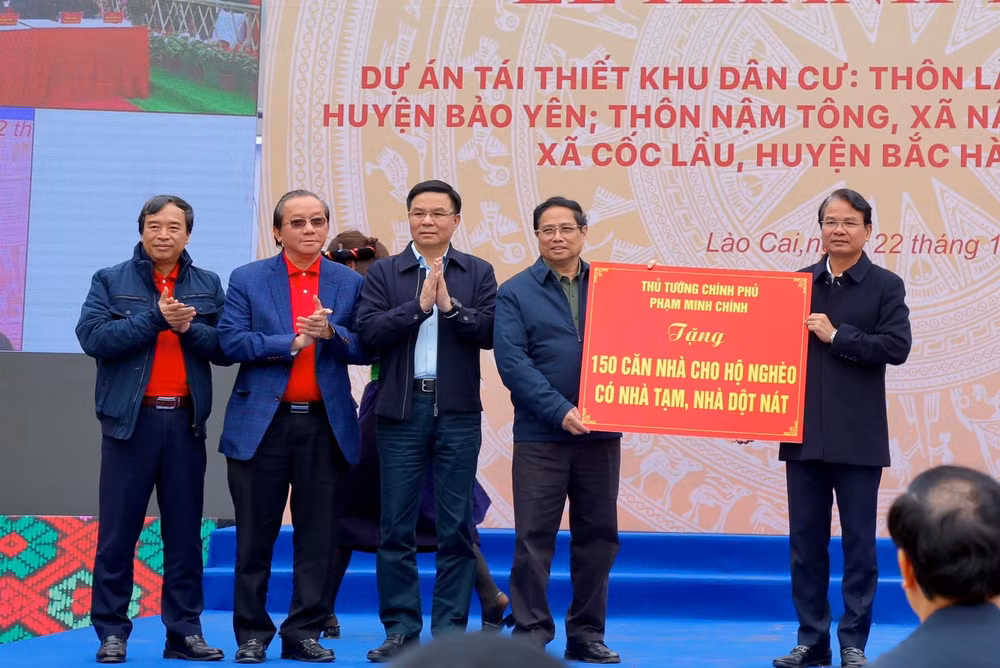 khanh thanh khu tai dinh cu thon lang nu kho vang va nam tong hinh 2