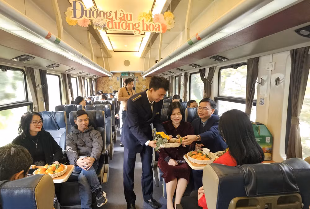 khai thac phat trien du lich tren tuyen duong sat ha noi thai nguyen hinh 1