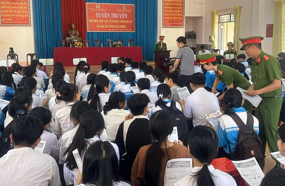 canh bao hiem hoa tu viec tu che tao phao tai tinh dak lak va dak nong hinh 2