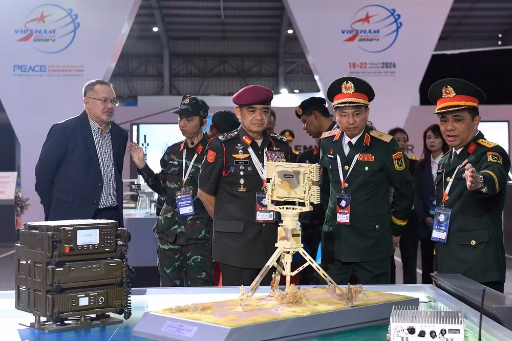 vietnam defence 2024 viettel high tech nhan chung nhan san pham thong tin quan su san sang kinh doanh tai malaysia hinh 3