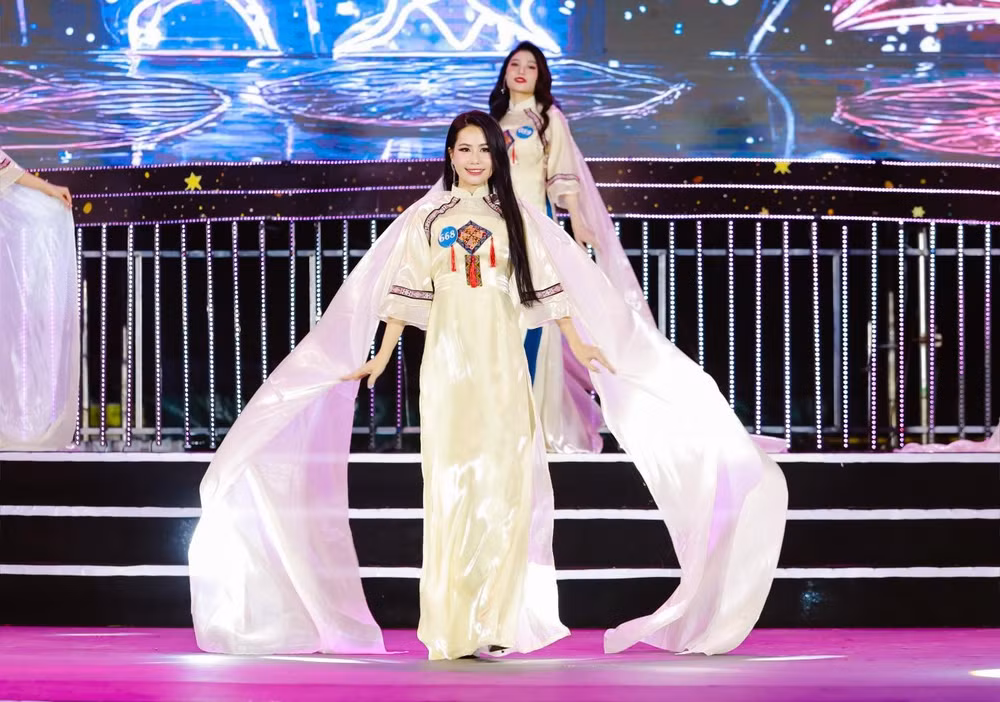 nu doanh nhan dat to phu tho dang quang hoa hau thuong hieu viet nam 2024 hinh 11