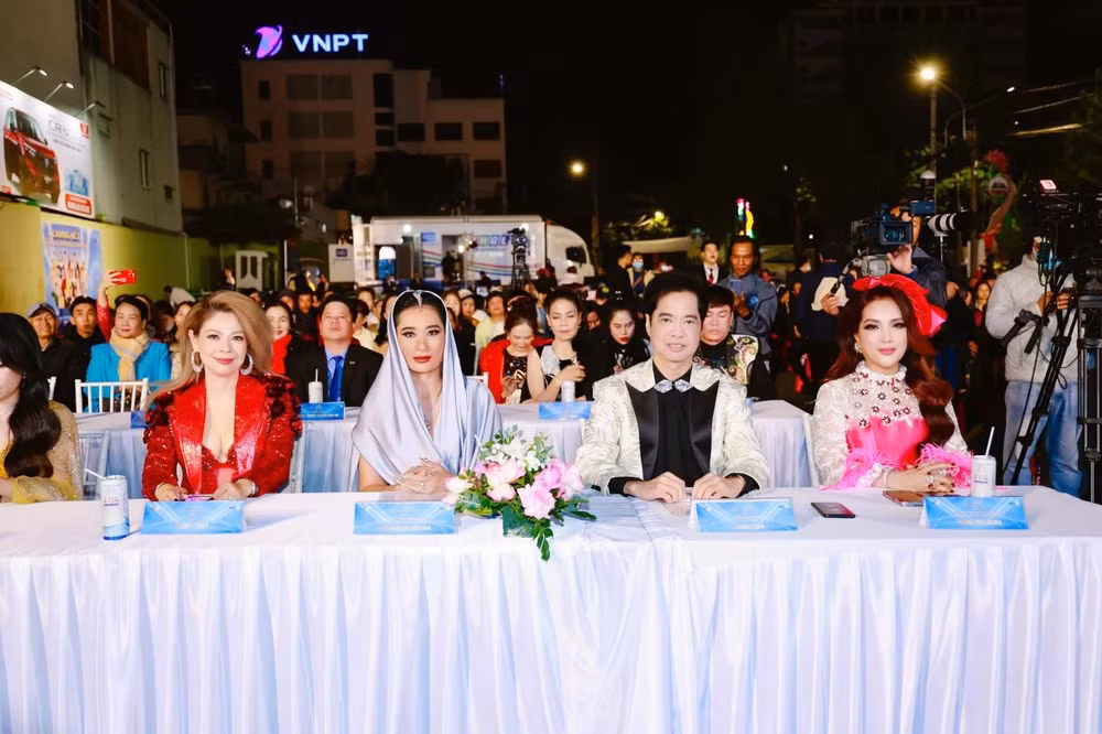 nu doanh nhan dat to phu tho dang quang hoa hau thuong hieu viet nam 2024 hinh 6