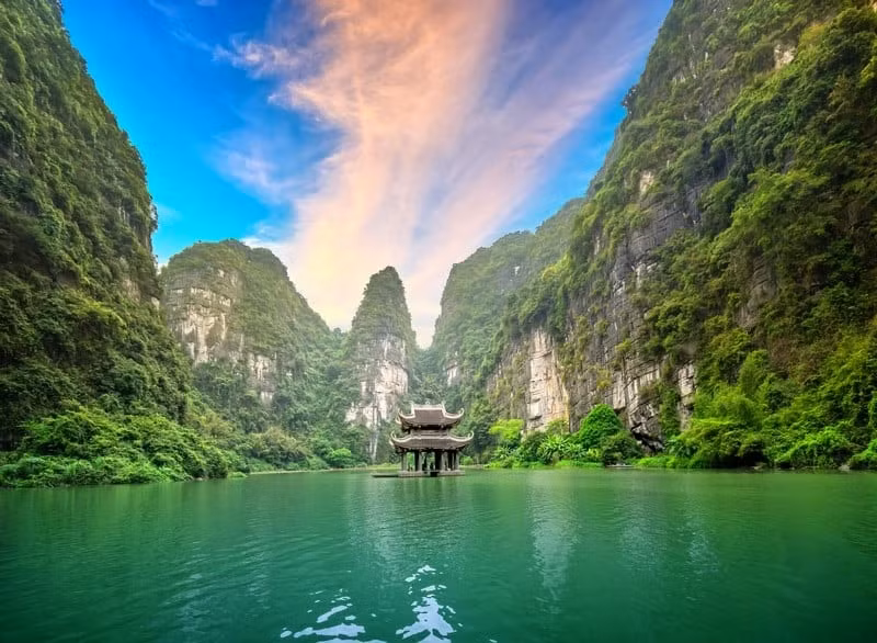lot top dep nhat the gioi du lich viet lam gi de khong bo lo co hoi hinh 2