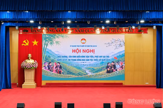 Người có uy tín – điểm tựa đoàn kết ở vùng đồng bào dân tộc thiểu số Lào Cai