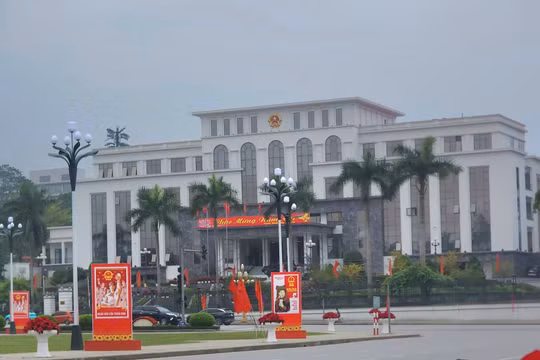Lào Cai lấy ý kiến chuyên gia về mô hình xã, phường xã hội chủ nghĩa