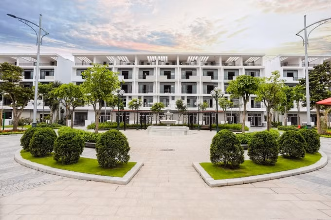 Shophouse Bình Minh Garden đang được chào bán từ 7 tỷ đồng/căn, kèm với chính sách tài chính ưu đãi.
