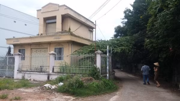 Tòa nhà nơi xảy ra án mạng. Ảnh: Hoàng Điệp