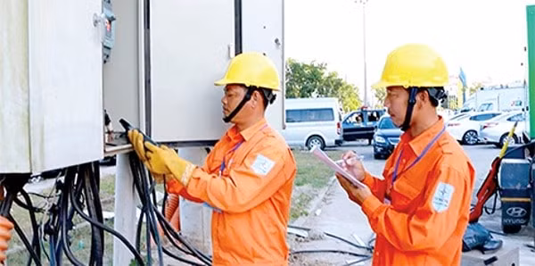 Hơn 8,2 triệu khách hàng tại miền Nam sẽ được giảm 3.580 tỷ đồng tiền điện. Ảnh minh họa