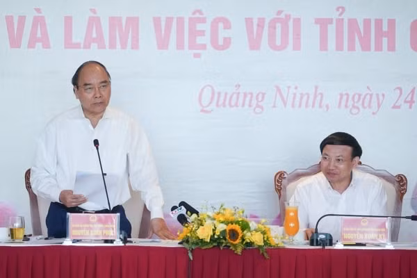 Thủ tướng Nguyễn Xuân Phúc phát biểu tại buổi làm việc. Ảnh: VGP