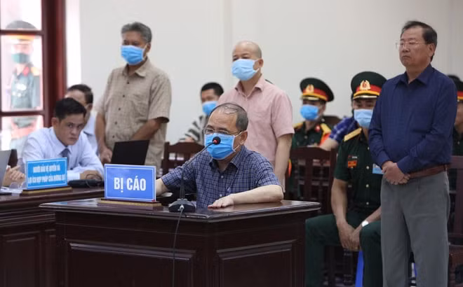 Bị cáo Nguyễn Văn Hiến bị VKS đề nghị tuyên phạt từ 3 đến 4 năm tù, Út 
