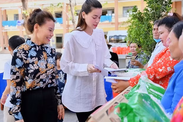 hà hồ2